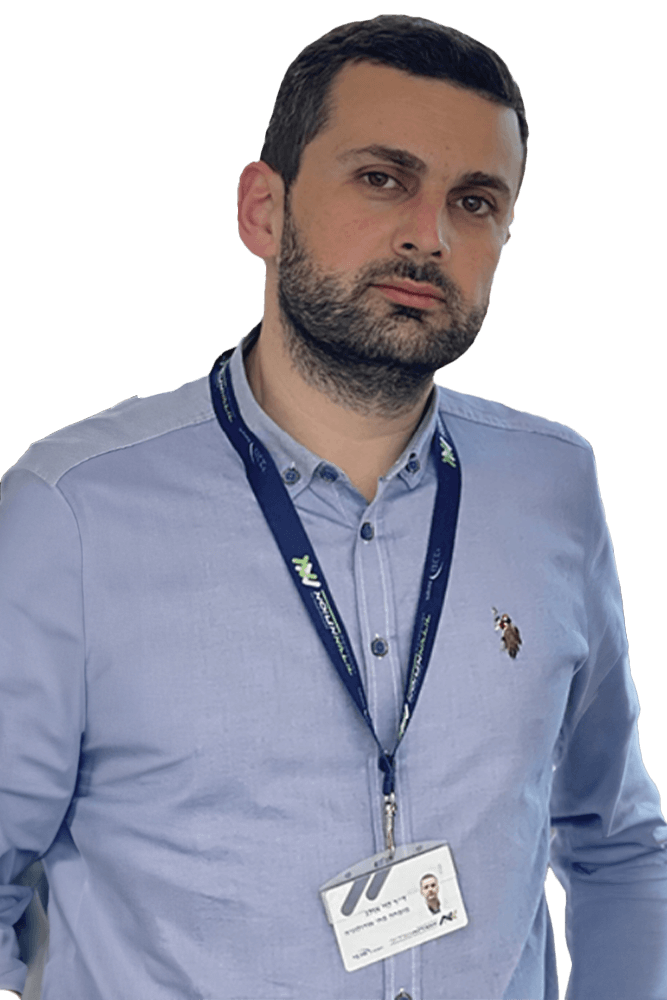 רופא בחולצה כחולה